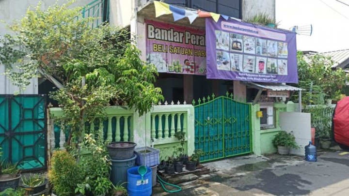 Polisi Sita Spanduk dan Uang Tunai dari Rumah Terduga Teroris di Bekasi