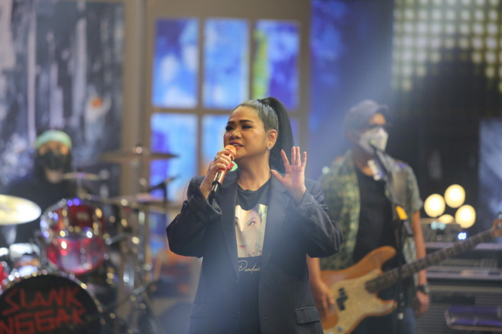 Kiat Vina Panduwinata Bertahan Puluhan Tahun di Industri Musik