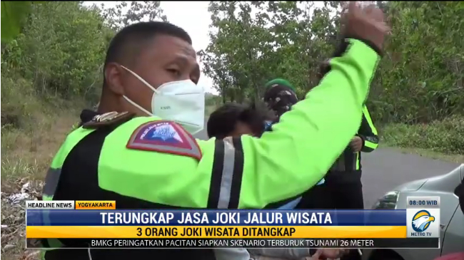 Polisi Tangkap Joki Jalan Tikus ke Tempat Wisata