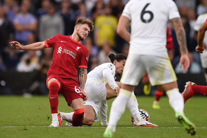 Harvey Elliot Dibikin Patah Kaki, Pascal Struijk Matikan Kolom Komentar Instagram