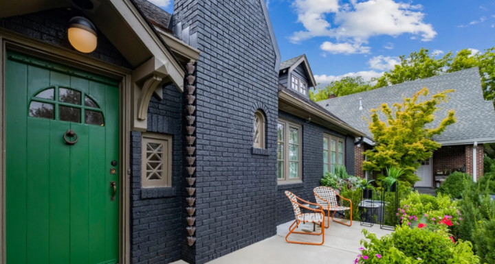 Vokalis Paramore Jual Rumahnya Rp14 Miliar