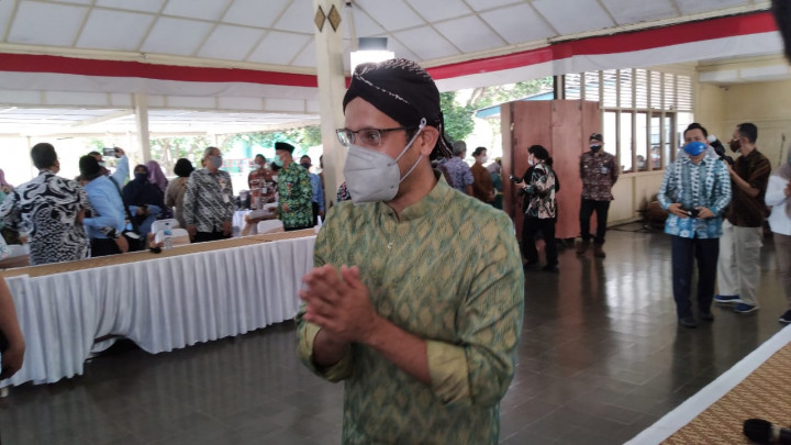 Nadiem Sebut Capaian Vaksinasi Tidak Jadi Kriteria PTM