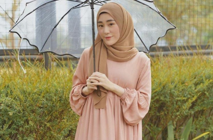 Larissa Chou Jawab Tudingan Lepas Jilbab dan Murtad Usai Bercerai
