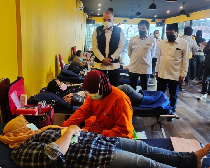 Golkar DKI Vaksinasi 817 Sopir JakLingko