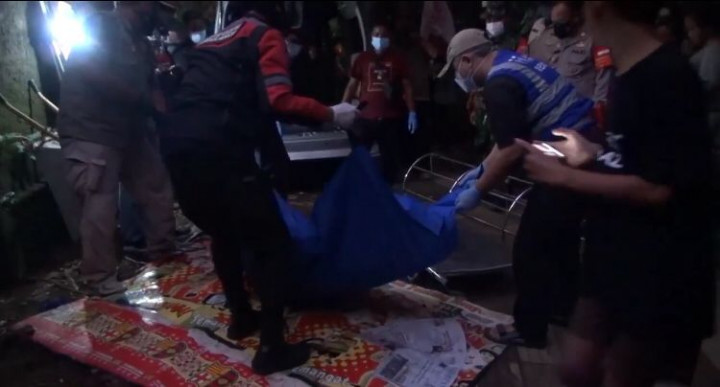 Mayat Perempuan Ditemukan Mengambang di Srengseng Sawah