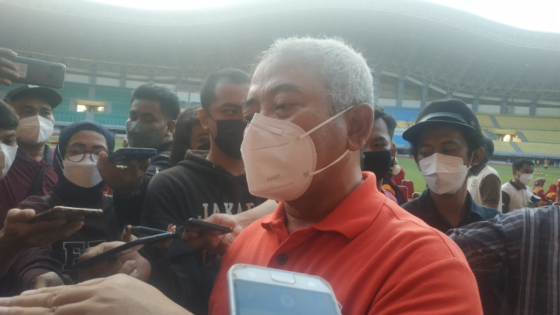  Wali Kota Bekasi, Rahmat Effendi di Stadion Patriot Candrabhaga. Medcom.id/ Antonio