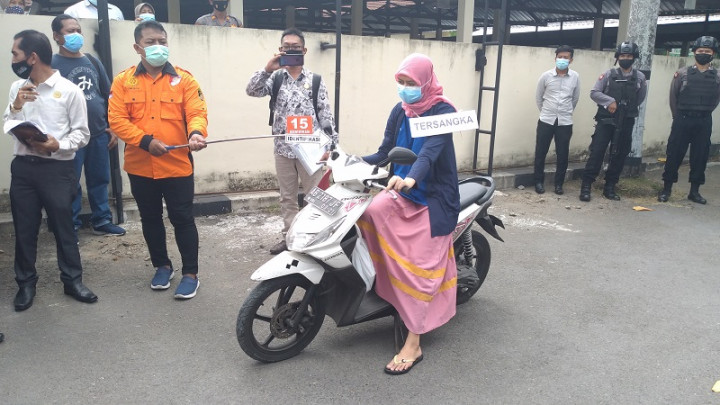 Pelaku Sate Sianida Disidangkan Hari Ini