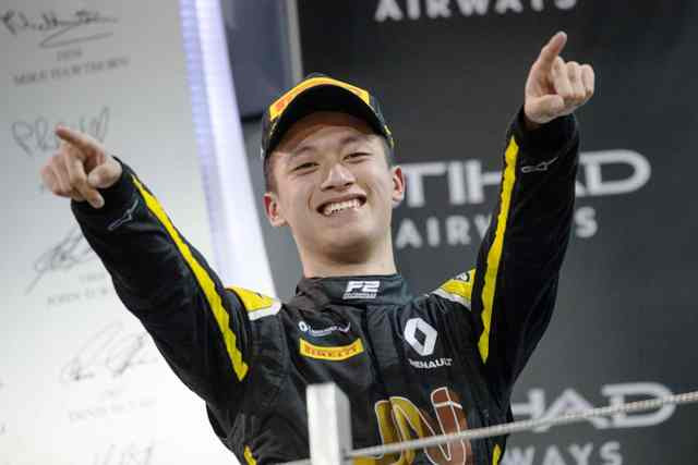 Alfa Romeo Incar Pembalap Tiongkok Pertama di F1