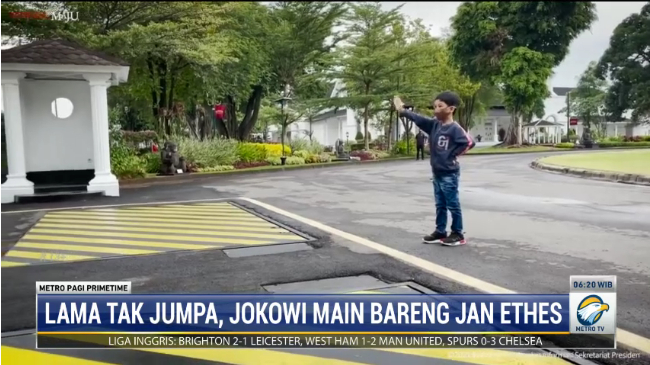 Jan Ethes Diajak Jokowi Main di Istana Yogyakarta, Kelakuannya Bikin Gemes