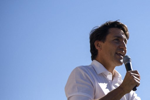 Warga Kanada Mulai Penuhi Tempat Pemungutan Suara