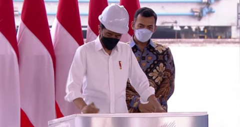 Jokowi: Pabrik Krakatau Steel Cilegon Menghemat Rp29 Triliun per Tahun