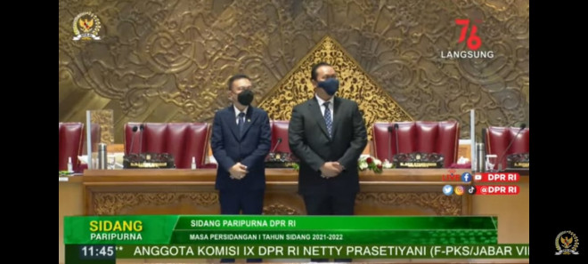 Wakil Ketua DPR Sufmi Dasco Ahmad (kiri) bersama anggota BPK terpilih Nyoman Adhi Suryadnyana (kanan). Foto: tangkapan layar