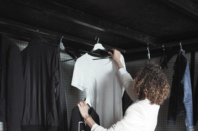 Ternyata soda kue bisa menghilangkan noda deodoran di pakaian lho! Ini resep jitunya. (Foto: Ilustrasi/Pexels.com)