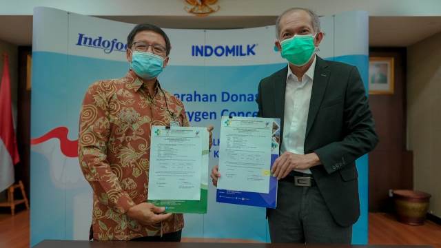 Bantu Penanganan Covid, Indofood Serahkan 100 Unit Oksigen Konsentrator