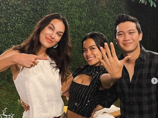 Eva Celia Dilamar Pacar, Sophia Latjuba: Bahagia Luar Biasa