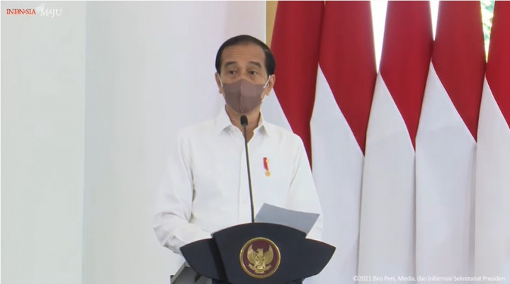 Jokowi Bagikan 124.120 Sertifikat Tanah di 26 Provinsi