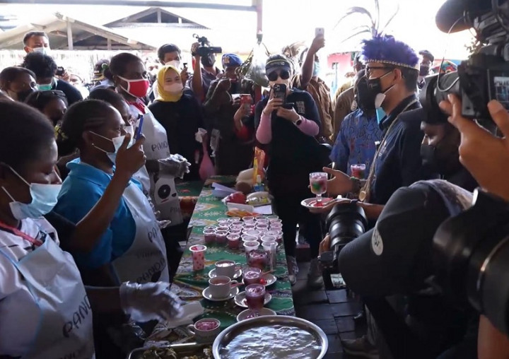 Janji Promosikan Es Krim Sagu Papua, Sandiaga Diharap Jadi Pemimpin