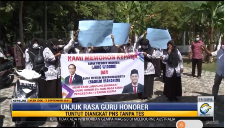 Guru Honorer di Aceh Demo Tuntut Diangkat PNS Tanpa Tes