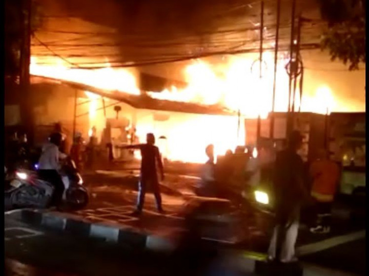 Kebakaran Pasar Swalayan di Cilandak Sebabkan Kerugian Rp2,5 M