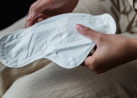 Mencuci Pembalut Bekas Sebelum Dibuang, Perlu atau Tidak?