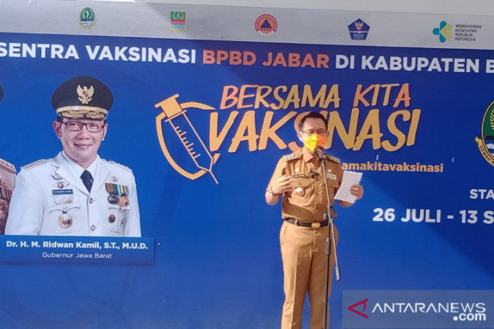 Kabupaten Bekasi Jajaki Skema Vaksinasi <i>Door to Door</i>