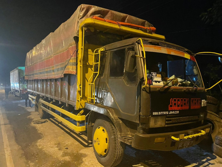 Bea Cukai Kudus Sita 1,2 Juta Batang Rokok Ilegal