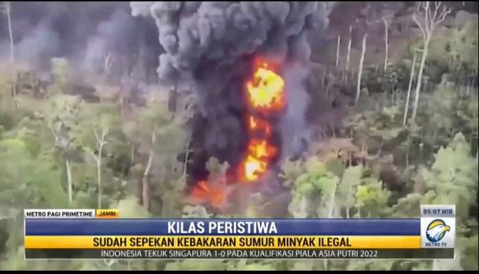 Sudah Sepekan, Api Berkobar di Sumur Minyak Ilegal Jambi