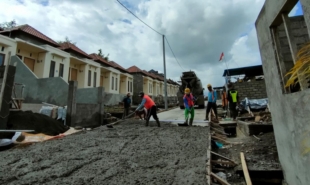 Bantuan PSU bagi rumah subsidi di Bali. Foto: Kementerian PUPR