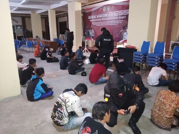 Puluhan Remaja Ditangkap usai Pesta Miras Oplosan