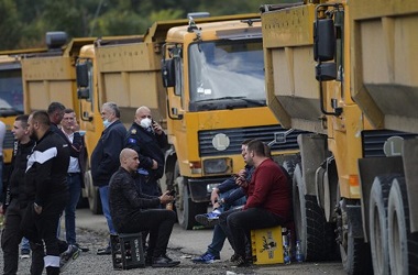 Gara-Gara Pelat Nomor Kendaraan, Serbia dan Kosovo Bersitegang