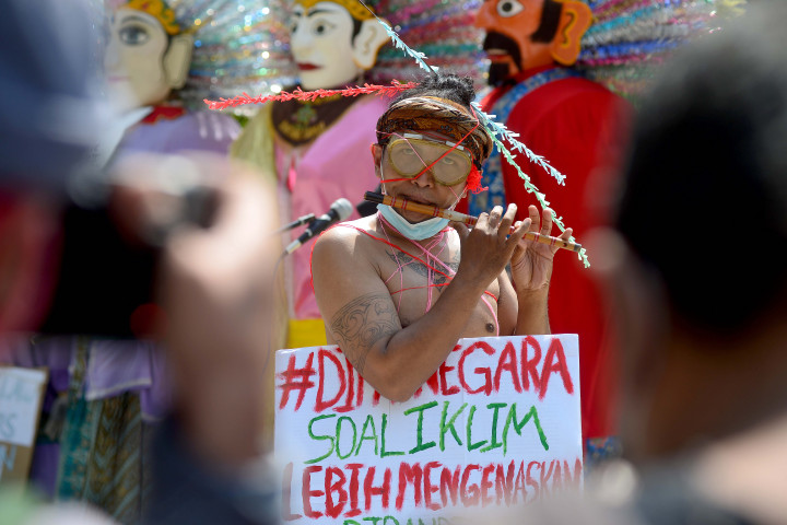 Foto: Aktivis Gelar Deklarasi Darurat Iklim