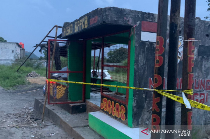 Puluhan Senjata Tajam Disita dari Bentrokan Dua Ormas