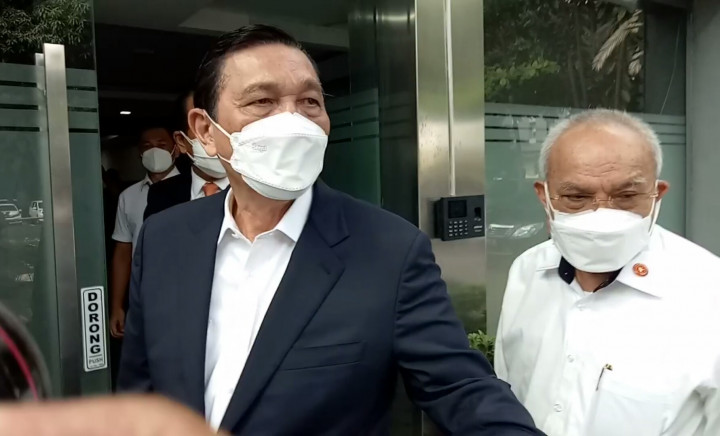 Diperiksa Satu Jam, Luhut Sampaikan Sejumlah Bukti