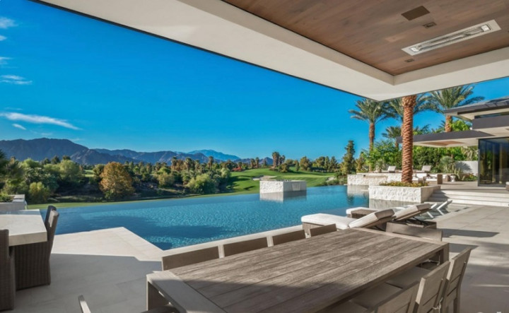 Populer Properti, Rumah Mewah CEO Apple hingga Tips Memilih Warna Cat Dapur