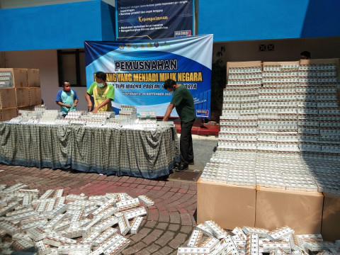 2,9 Juta Rokok Ilegal di Yogyakarta Dimusnahkan
