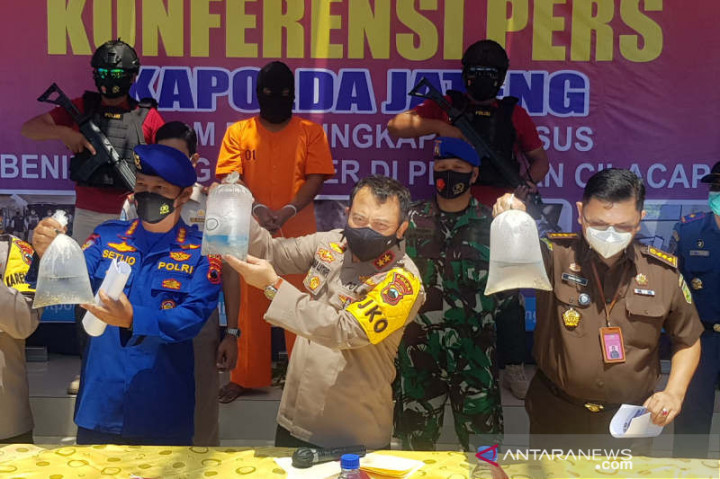 Hendak Jual Benih Lobster Senilai Rp2,3 Miliar, Nelayan Cilacap Ditangkap