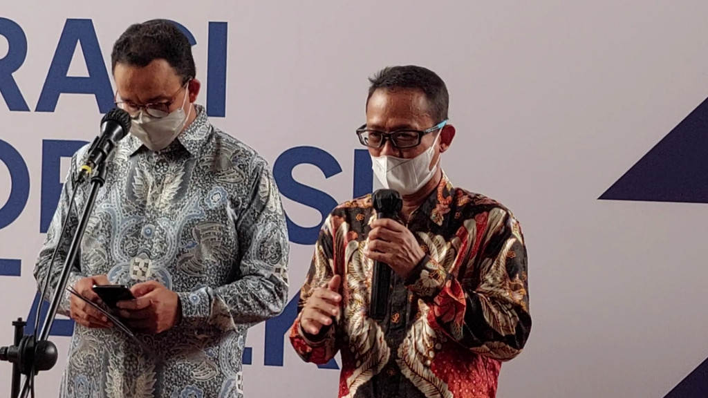 Direktur Utama Moda Integrasi Transportasi Jabodetabek (MITJ) Tuhiyat (kanan)/Medcom.id/Kautsar