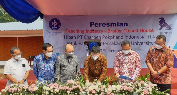 Charoen Pokphand Indonesia Resmikan Closed House Teaching  Farm di IPB