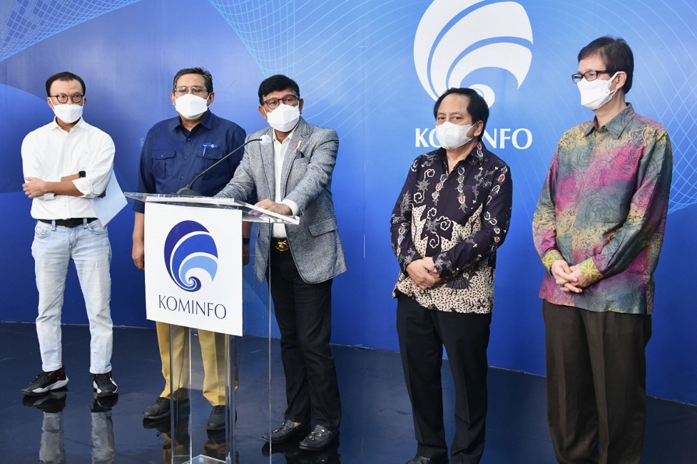 Konferensi pers Penyelesaian Refarming 2,3 GHz, di Ruang Media Center Kementerian Kominfo, Jakarta, Rabu 29 September 2021.