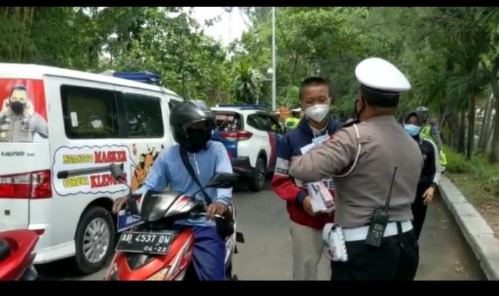 Di Solo, Denda Tilang Diganti Vaksin Gratis