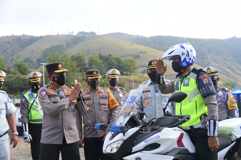 Kakorlantas Polri Irjen Pol Istiono meninjau persiapan PON XX Papua. (Istimewa)