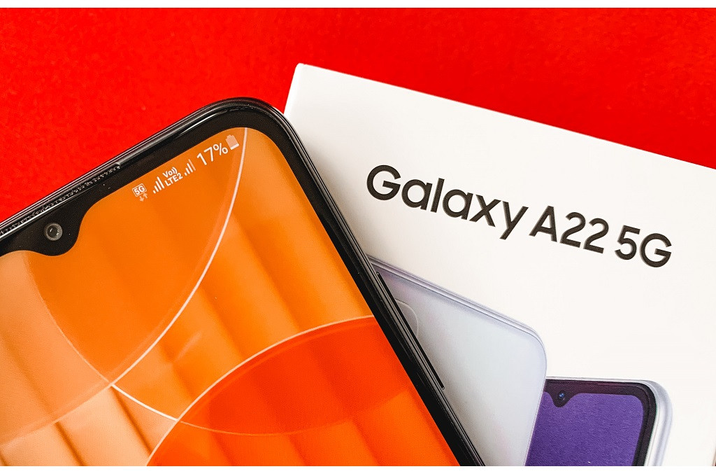 Samsung meluncurkan update software aktifkan jaringan 5G pada Galaxy A22 5G dan Galaxy A32 5G. 