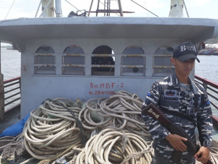 Kapal Pukat Harimau Ditangkap di Perairan Selat Malaka