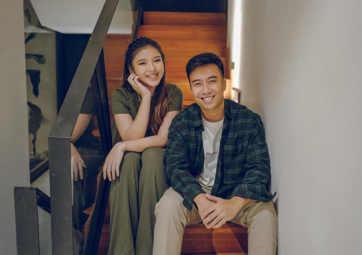 Beban Berat Vidi Aldiano dan Tiara Andini Nyanyikan Ulang Lagu Dewi Sandra