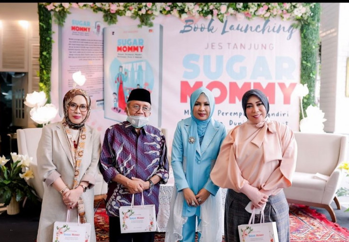 Melly Goeslaw dan Mendiang Elly Kasim Berbagi Inspirasi lewat Buku