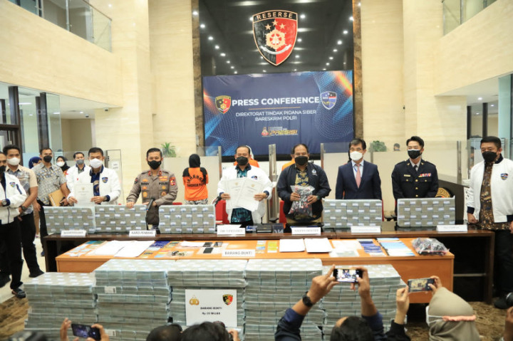 4 Warga Indonesia Retas Surel 8 Perusahaan Asing