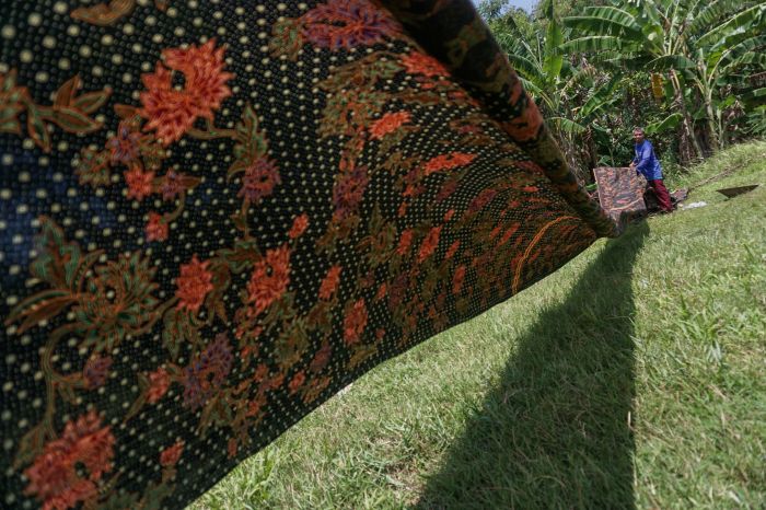 Kain Batik (Foto: Harviyan Perdana Putra/Antara Foto)