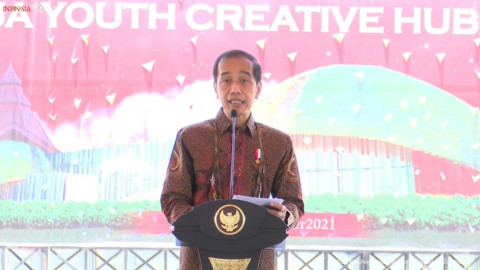 Jokowi Harap Papua Youth Creative Hub Lahirkan Talenta Terbaik Papua<script async src=