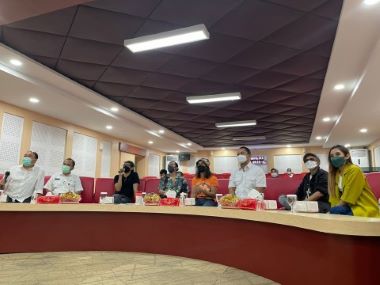 Slank Bahas Ciri Khas Batik Semarang