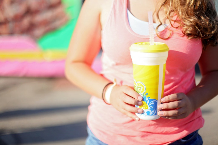 Bahaya Zat BPA di Kemasan Makanan dan Minuman Plastik